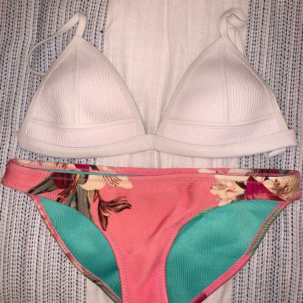Triangl Bikini